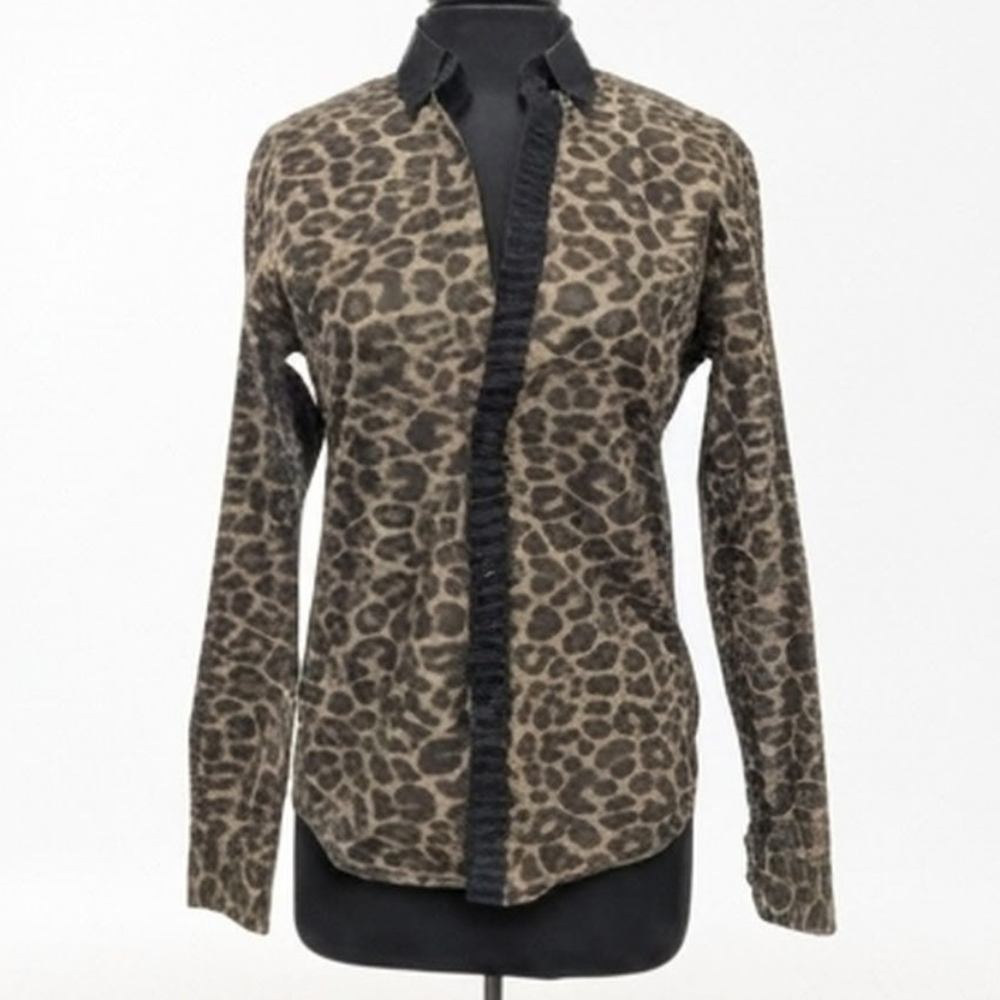 Urban Outfitters Unisex XS Leopard Print Long Sleeve Shirt Button Down Casual
